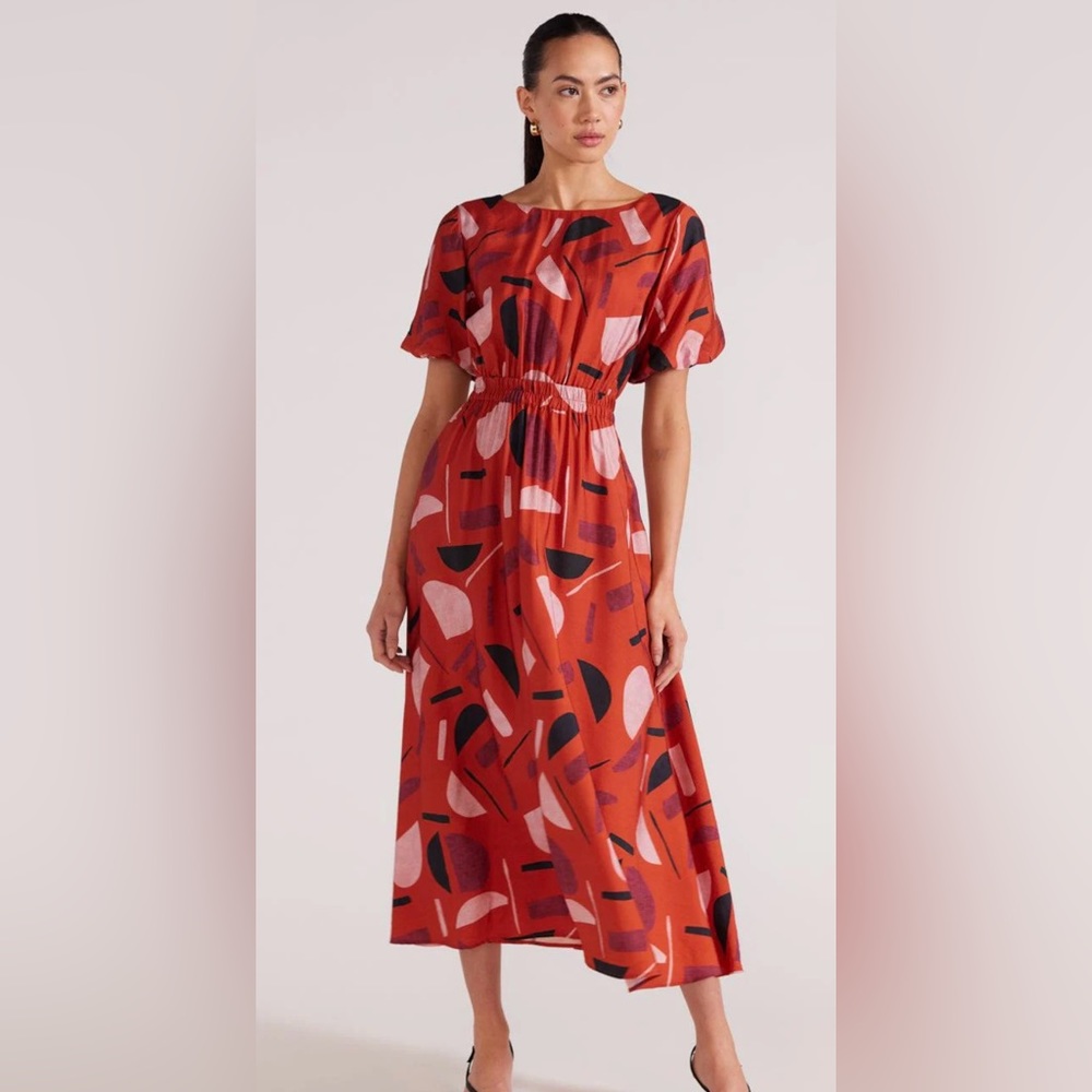 Staple the Label Murano Twist-Back Geo-Print Midi Dress
